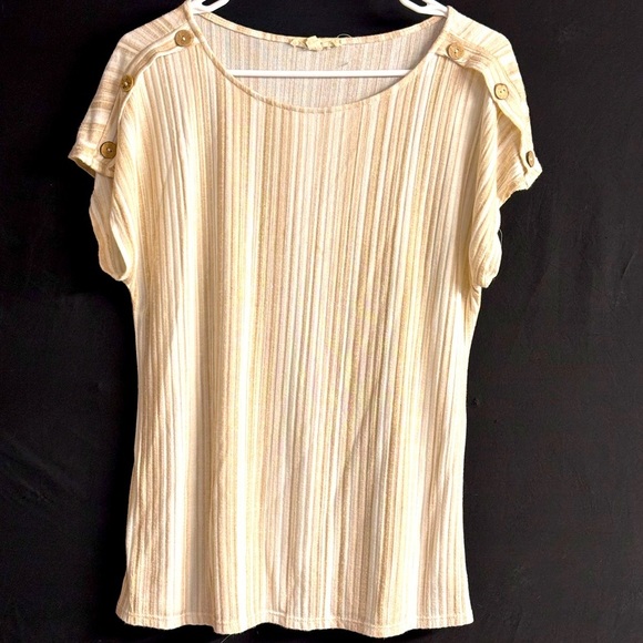 above and beyond Tops - Above and Beyond Short Sleeve Tol Blouse Shirt Medium